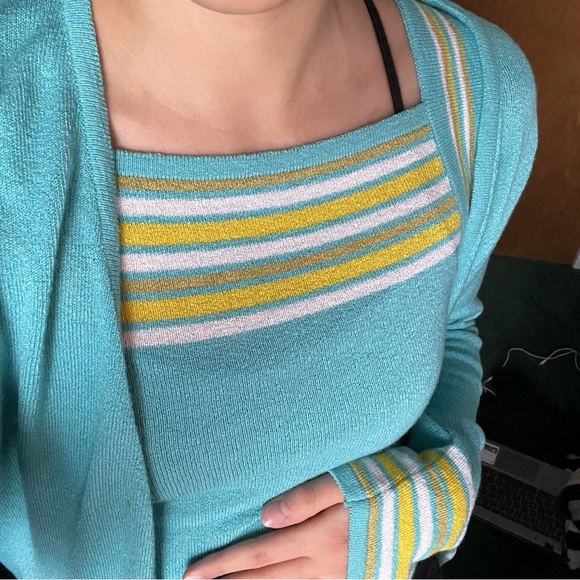 Vintage Tank and cardigan Set - Picture 4 of 8